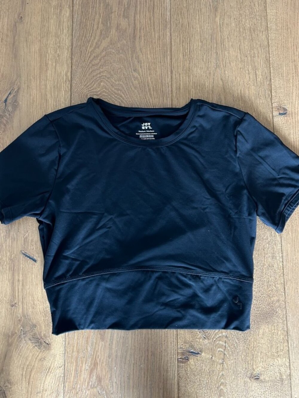 JoyLab Black Short Sleeve Cropped Athletic Top — Medium